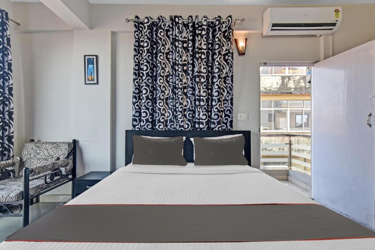 Capital O 86047 Hotel Sunview Cortalim Εξωτερικό φωτογραφία